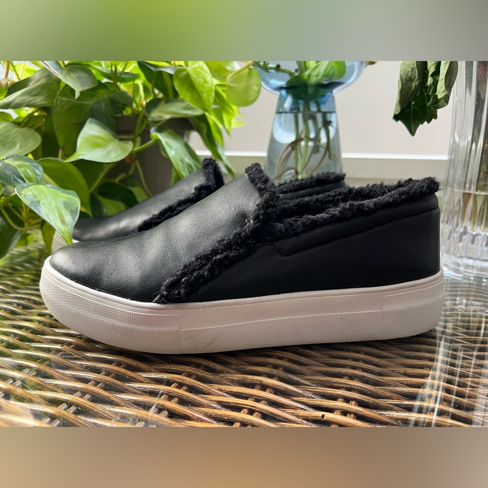 Vince Camuto Slip On Sneaker